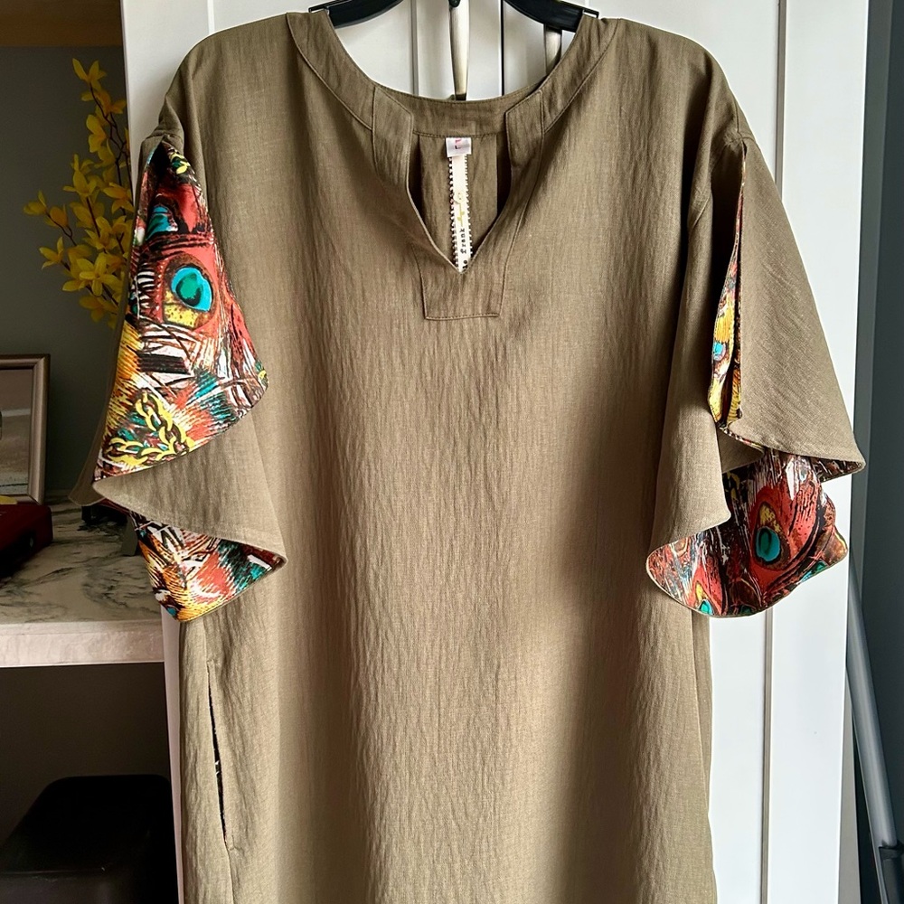 Uncle Frank Olive Green Tunic Dress | Size Large | Colorful Flutter Sleeves